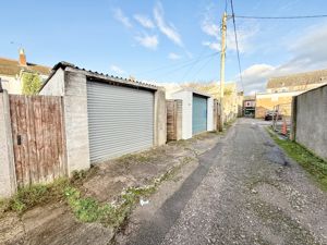 Photo 9- click for photo gallery